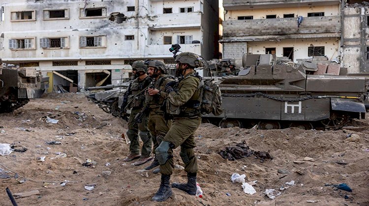 جالانت: إسرائيل لن تتمكن من السيطرة على غزة بأي طريقة مدنية