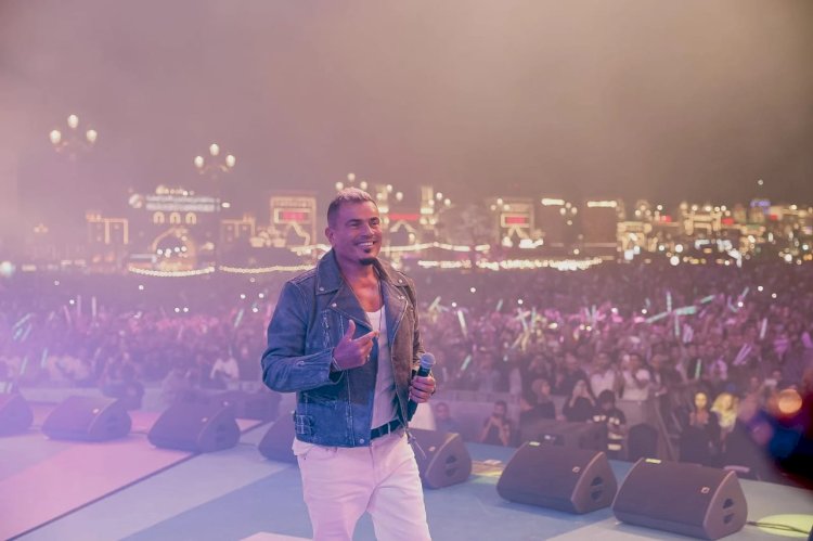 عمرو دياب يشعل حفل غنائي كبير في دبي