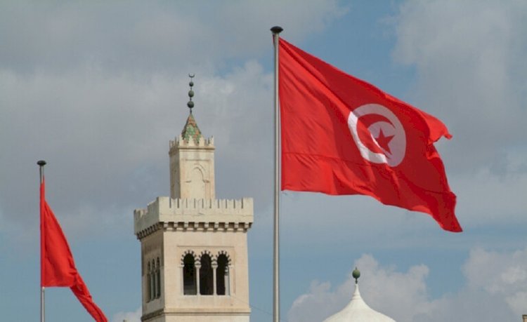 تمديد حالة الطوارئ في تونس 11 شهر