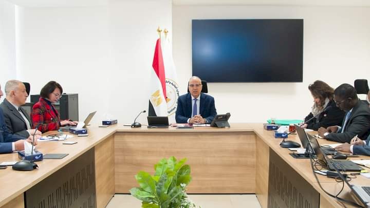 وزير الري يستقبل وفد البنك الإسلامي للتنمية لمتابعة تقييم المرحلة الأولى من "البرنامج القومى الثالث للصرف"