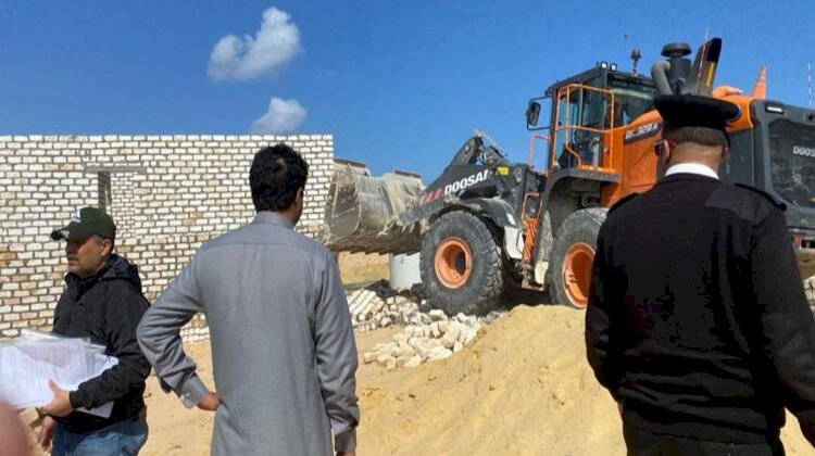 وزير الإسكان يُصدر قراراً بإزالة التعديات عن مساحة 168 فدانا بمدينة برج العرب
