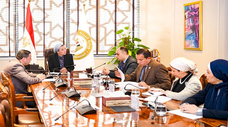وزيرة البيئة تلتقى نائب محافظة كفر الشيخ لمناقشة عدد من الملفات البيئية داخل المحافظة