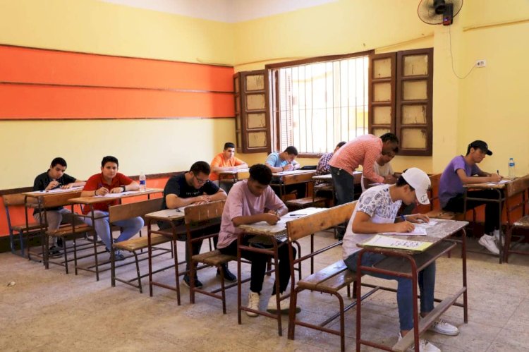 وزارة التعليم تحدد ضوابط عقد امتحانات الثانوى العام الورقية والإلكترونية