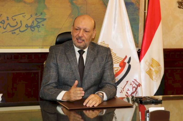 حزب المصريين يثمّن حضور الرئيس السيسي فعاليات البطولة العربية العسكرية للفروسية
