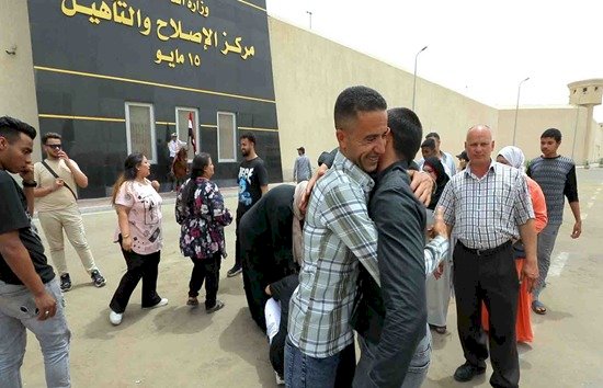 الإفراج عن 476 سجينا بمناسبة ذكرى تحرير سيناء
