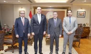 وزير التعليم العالي يستقبل رئيس هيئة الرعاية الصحية لبحث تعزيز التكامل