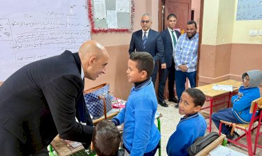 وزير التربية والتعليم يفاجئ مدارس قنا لمتابعة انضباط سير العملية التعليمية