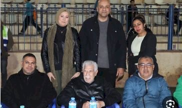 حسن شحاتة يزور نادي النصر لمتابعة حفيده في مباراة ودية