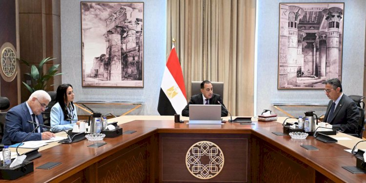 رئيس الوزراء يستعرض محاور جلسة بعنوان " منظومة حماية اجتماعية أكثر فاعلية"