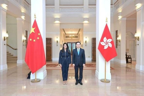 وزيرة التعاون تلتقي الرئيس التنفيذي لهونج كونج لمناقشة جهود تعزيز التعاون المشترك تحت مظلة مبادرة "الحزام والطريق" 