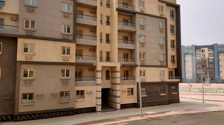 وزير الإسكان يُتابع مستجدات المشروعات الجاري تنفيذها  بمدينة "غرب قنا الجديدة "