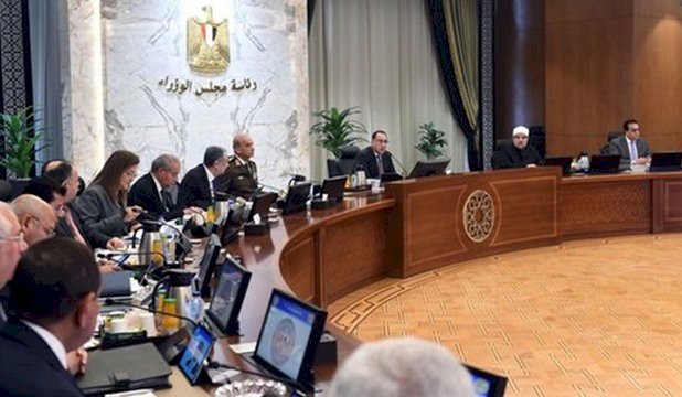 رئيس الوزراء يترأس اجتماع للحكومة المصرية