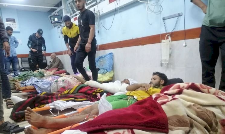 بعثة الأمم المتحدة المشتركة تنقل المرضى ذوي الحالات الحرجة من مستشفى الشفاء في غزة، في ظل استمرار أعمال القتال العنيف