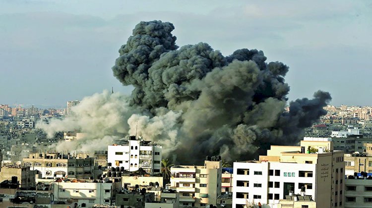 الاحتلال الاسرائيلي يقصف مناطق سكنية في غزة