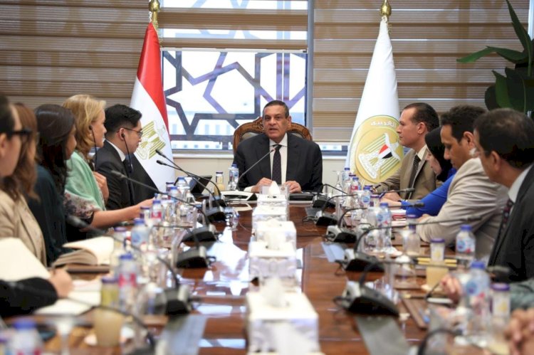 وزير التنمية يتابع مع وفد البنك الدولى الموقف التنفيذي لبرنامج التنمية المحلية بصعيد مصر