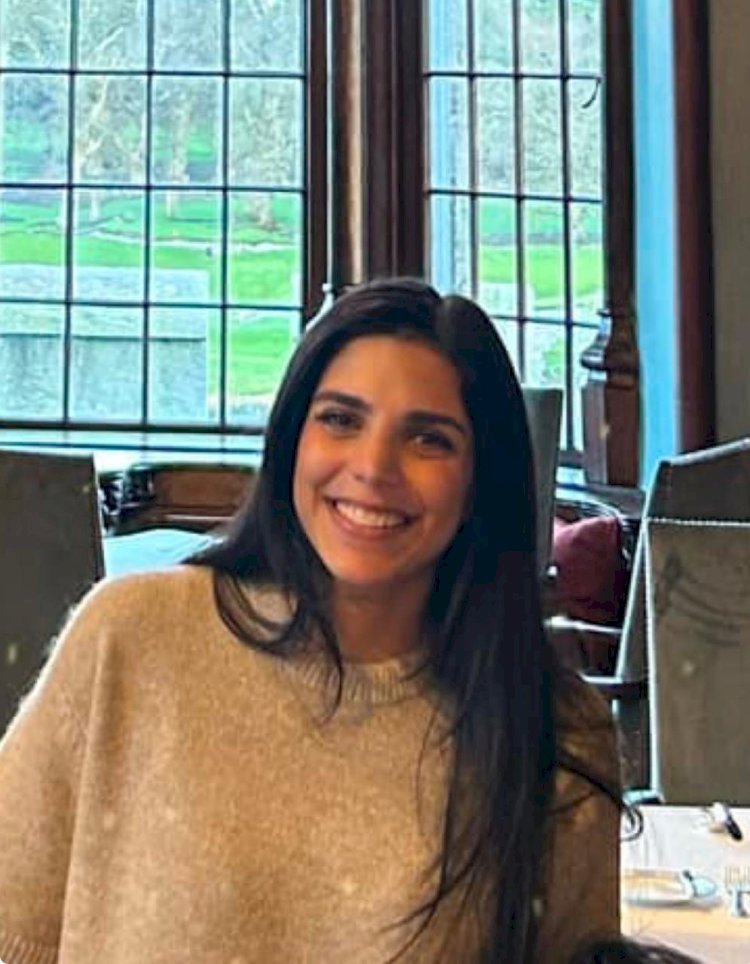 تهنئة  عقبال مليون سنه يادكتورة لأنا 