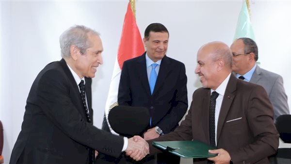 وزير الزراعة يشهد توقيع بروتوكول تعاون بين "البحوث الزراعية" و "التصديري للحاصلات الزراعية"