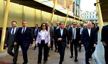 رئيس الوزراء يفتتح مشروع تطوير سوق العتبة بعد اكتمال الأعمال وإعادة تأهيلها