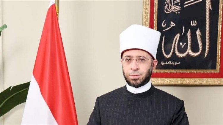 وزير الأوقاف يوجه بصرف مكافأة قدرها خمسة آلاف جنيه وشهادة تقدير لعامل مسجد من ذوي الهمم
