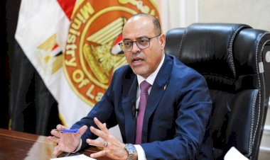 وزير العمل يدعو الشباب للاستفادة من مبادرة التدريب المهني داخل المنشآت