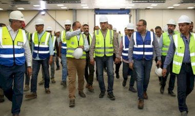 وزير قطاع الأعمال يتابع ميدانيًا تقدم أعمال المرحلة الثانية من المشروع القومي لتطوير صناعة الغزل والنسيج