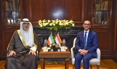 وزير الاستثمار يبحث مع وزير التجارة والصناعة الكويتي مضاعفة حجم التجارة البينية والاستثمارات المشتركة