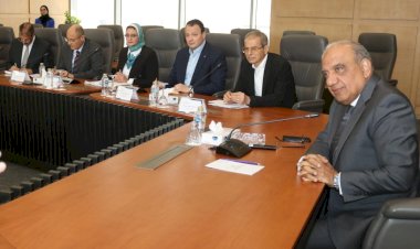 وزير الكهرباء يبحث مع وفد البنك الدولي دعم وتعزيز سبل الشراكة والتعاون في مجالات الطاقات المتجددة