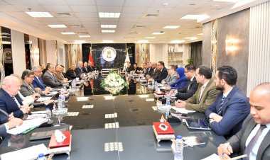 وزيرا "الإنتاج الحربي" و"الإسكان" يناقشان مستجدات مشروعات المبادرة الرئاسية "حياة كريمة"