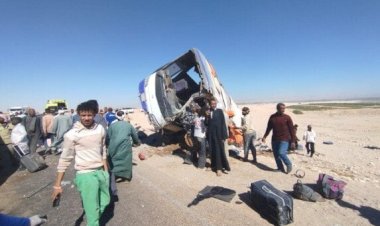 صرف تعويضات مالية عاجلة لضحايا حادث طريق إسنا من أبناء أسوان