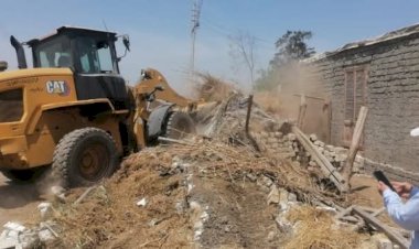 حملات مكبرة لإزالة التعديات على أراضى الدولة بجنوب بورسعيد