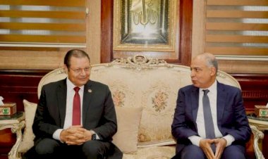 رئيس الهيئة العامة للاعتماد والرقابة الصحية يلتقي محافظ المنيا والقيادات التنفيذية والصحية