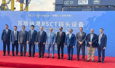 اقتصادية قناة السويس تشهد تسليم 24 وحدة من معدات مناولة الحاويات بمحطة شركة البحر الأحمر للحاويات