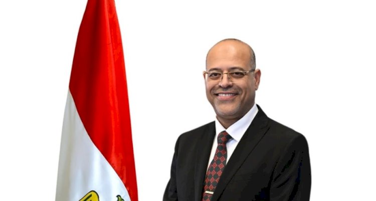 وزير العمل يعتمد 2 مليون و103 آلاف و535 جنيهًا رعاية صحية واجتماعية وإعانات حوادث لـ 553 عاملاً غير منتظم في 26 محافظة