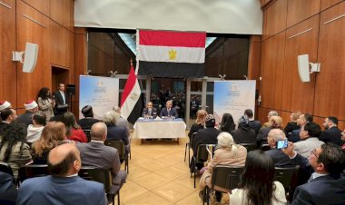 وزير الخارجية يلتقي بأعضاء الجالية المصرية في ألمانيا