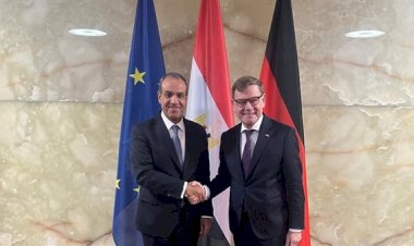 مشاورات سياسية بين وزير الخارجية المصري ونظيره الألماني في برلين