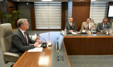 وزير البترول والثروة المعدنية يبحث تطوير آلية تدريب جميع سائقي نقل المنتجات البترولية