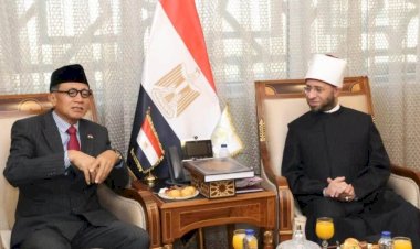 وزير الأوقاف يلتقي سفير إندونيسيا بالقاهرة بمقر الوزارة في العاصمة الجديدة