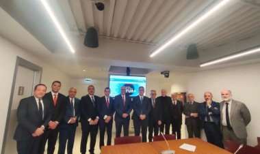 وزير العمل يلتقي رئيس اتحاد الحِرَف والمنشآت الصغيرة الإيطالي لتعزيز التعاون في التدريب المهني