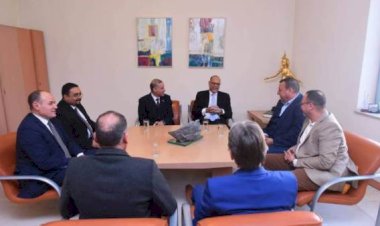 وزارة العمل مستمرة في التواصل مع أصحاب الأعمال للتوعية بقانون العمل