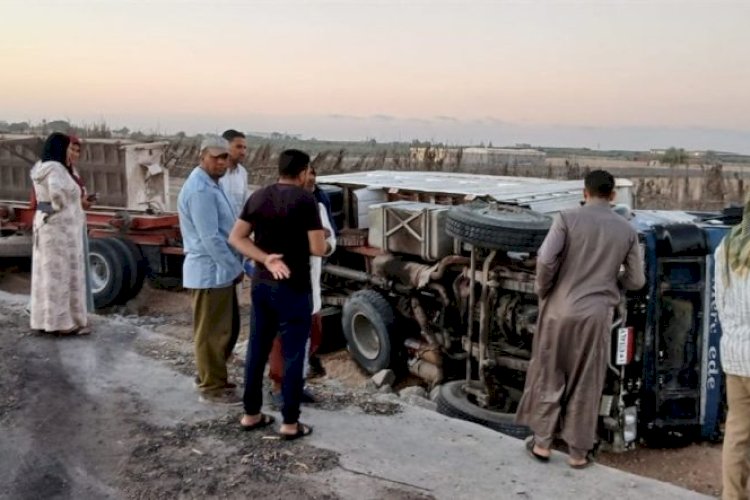 مصرع شخص وإصابة 8 آخرين في تصادم أتوبيس مع ميكروباص بالشرقية