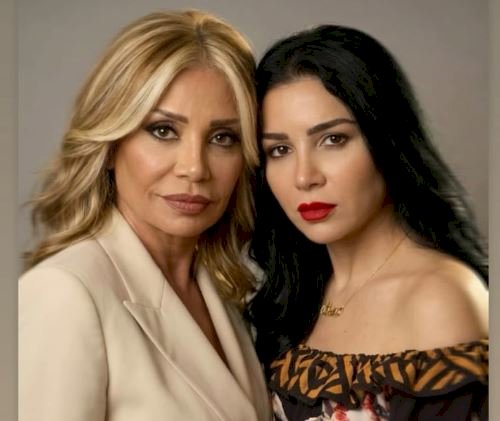 مي عز الدين توجه رسالة للفنانة سوسن بدر