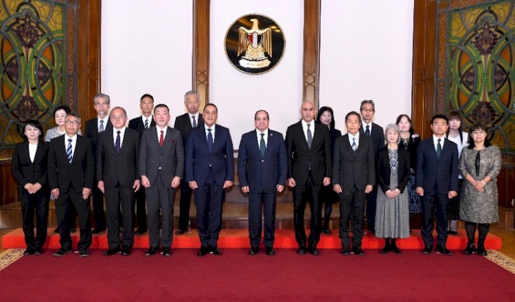 الرئيس السيسي يستقبل مجموعة خبراء التعليم اليابانيين المتواجدين في مصر