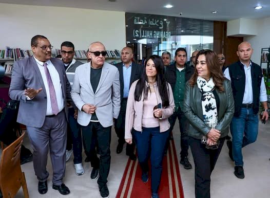 وزيرتي التخطيط والتنمية ومحافظ الأقصر يتفقدون مكتبة مصر العامة