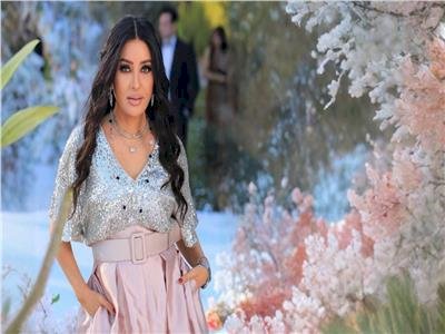 لطيفة تنتهي من تصوير كليب تسلملي.. رسالة مؤثرة من أم لابنها