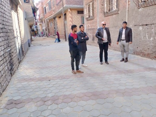 تركيب بلاط إنترلوك بمركزى الحسينية ومشتول السوق فى الشرقية