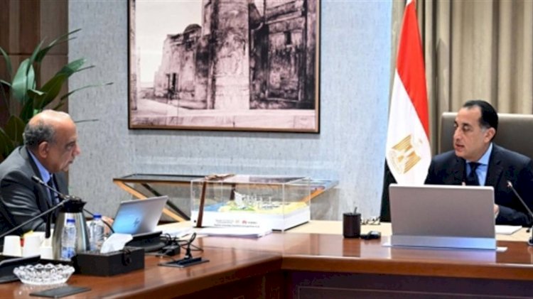 رئيس الوزراء يتابع الموقف التنفيذي لمشروعات الطاقة المتجددة