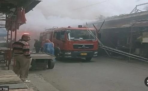 السيطرة على حريق بسوق عرفان فى محرم بك بالإسكندرية دون إصابات