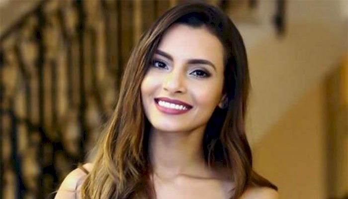 كارمن سليمان تحتفل بفوز منتخب الفراعنة على زيمبابوي