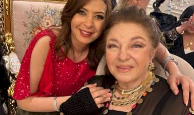 أحدث ظهور للفنانة هدى رمزي برفقة منال سلامة