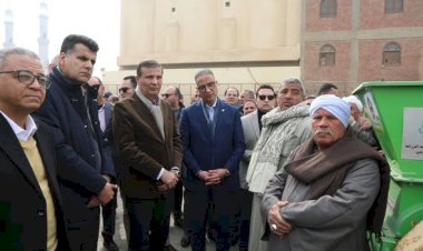 وزير الزراعة ومحافظ الفيوم يوزعان 15 "فراطة ذرة" على صغار المزارعين بالمحافظة